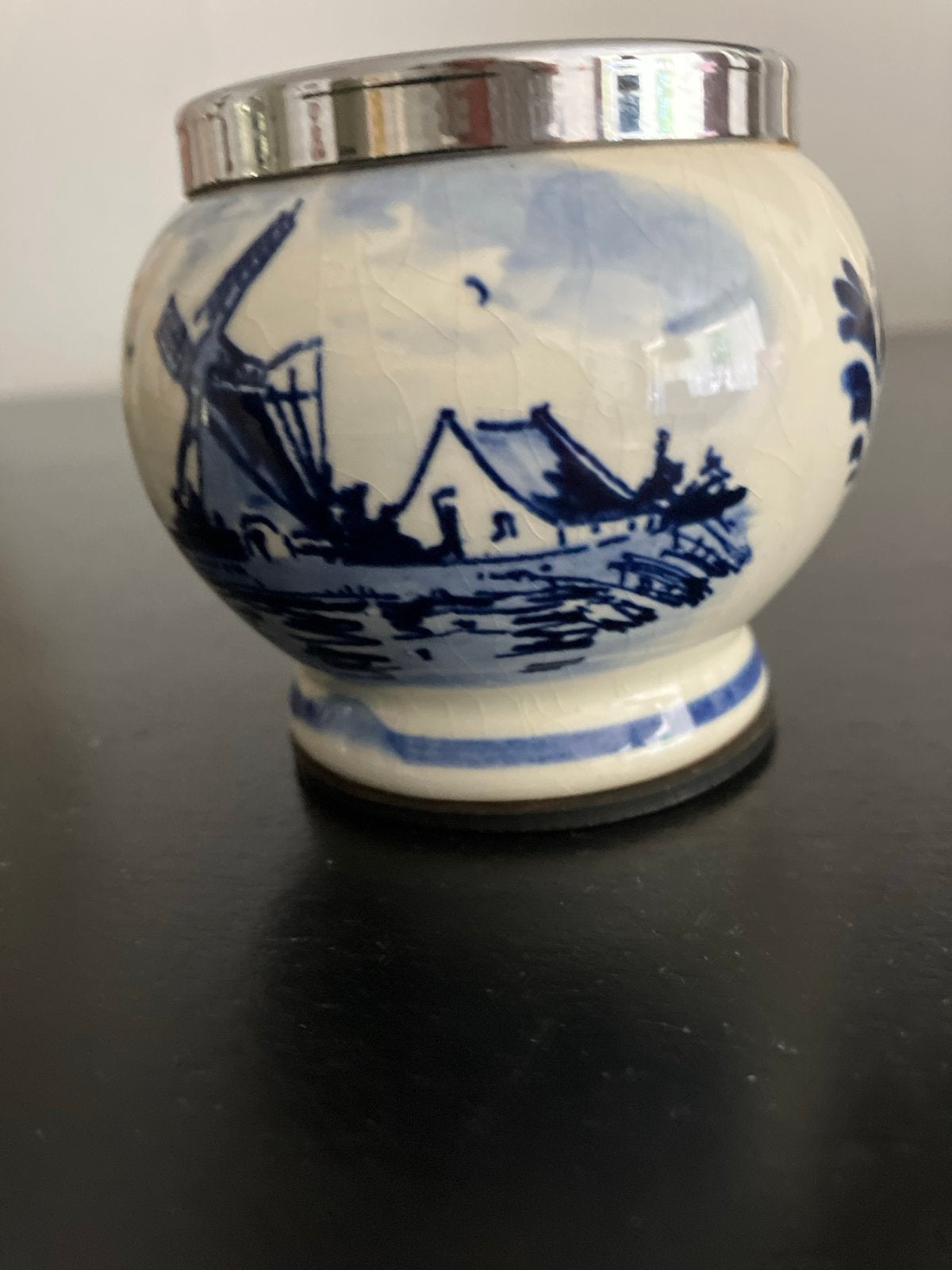 Delfts Blauw Handgeschilderd Potje met Molen en Huisjes, Ophalen of Verzenden