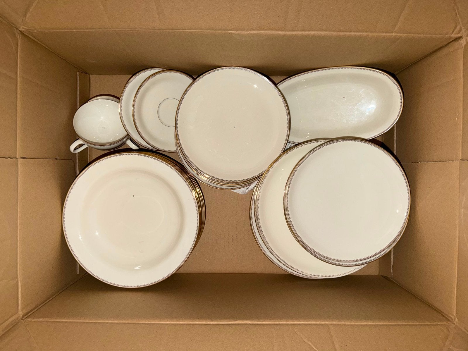 Eschenbach servies, Ophalen