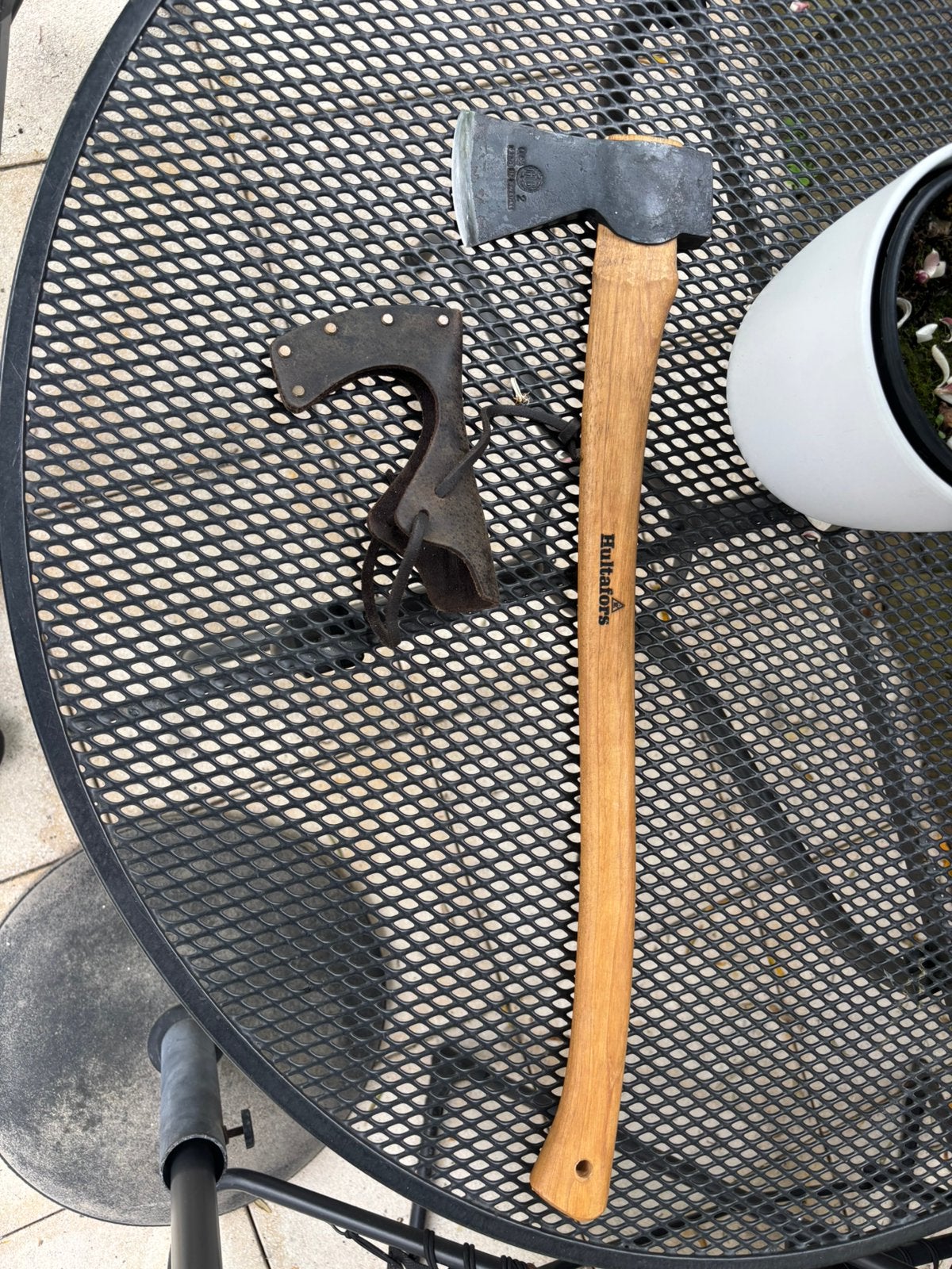 Hultafors felling axe 0.85/2, Ophalen of Verzenden, Zo goed als nieuw, Bijl
