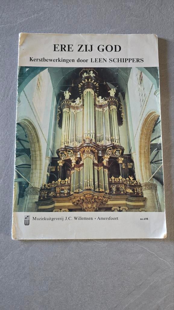 ERE ZIJ GOD Kerstbewerkingen door LEEN SCHIPPERS, Ophalen of Verzenden, Gelezen, Leen Schippers, Christendom | Protestants
