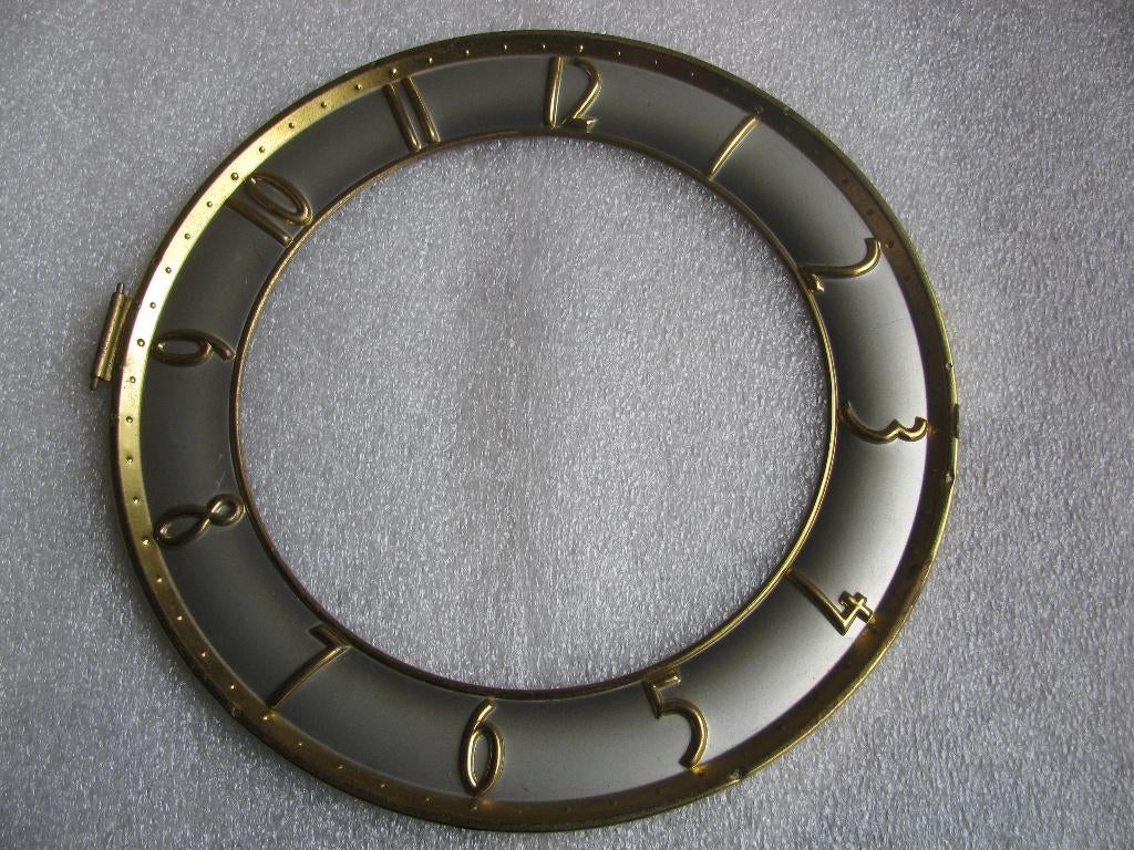 Oude Metalen Wijzerplaat Ring - 15.5 cm, Verzenden