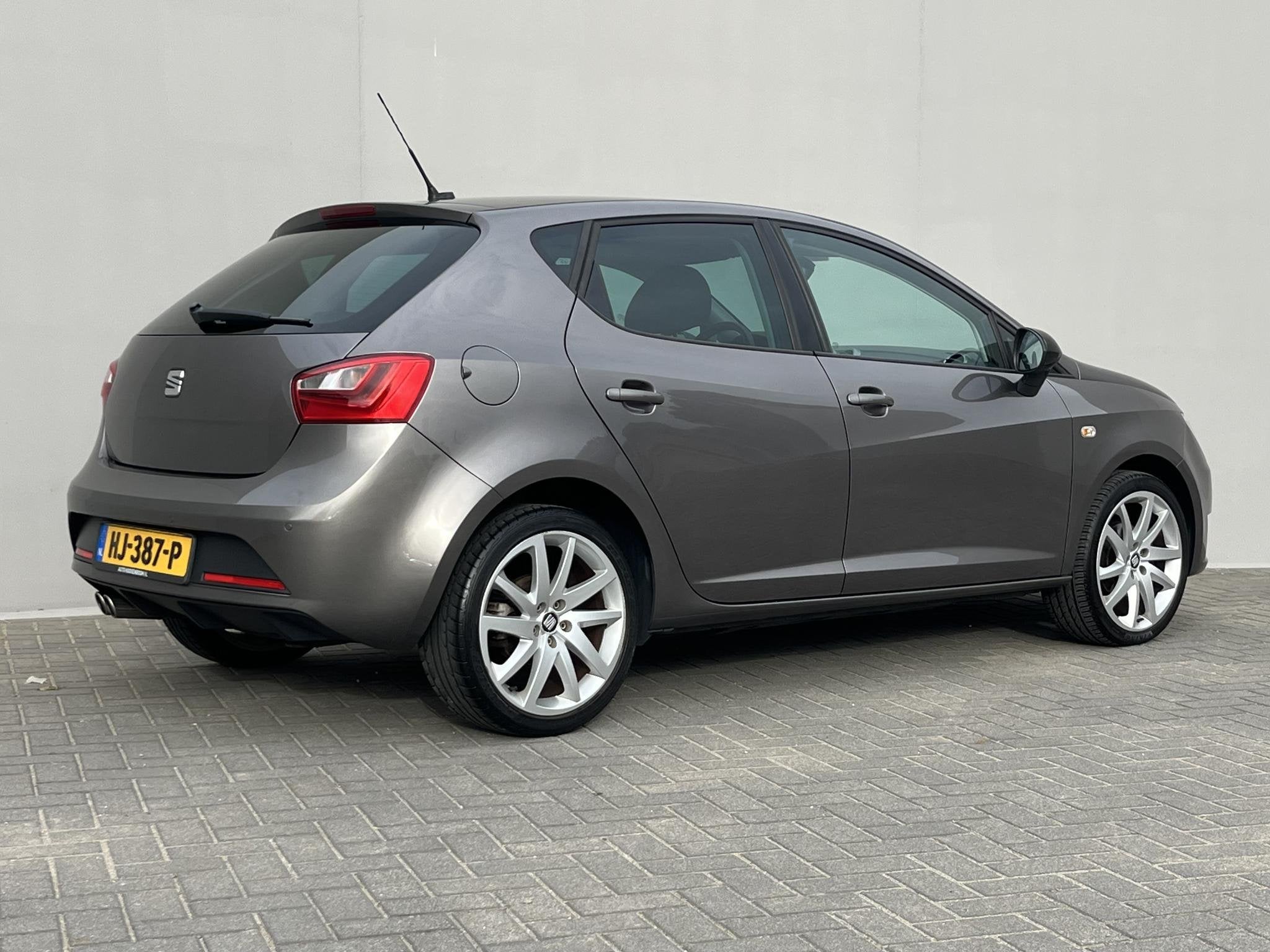 SEAT Ibiza SC 1.0 EcoTSI FR Connect / Perfect Onderhouden /, Voorwielaandrijving, Stof, Euro 6, 995 kg