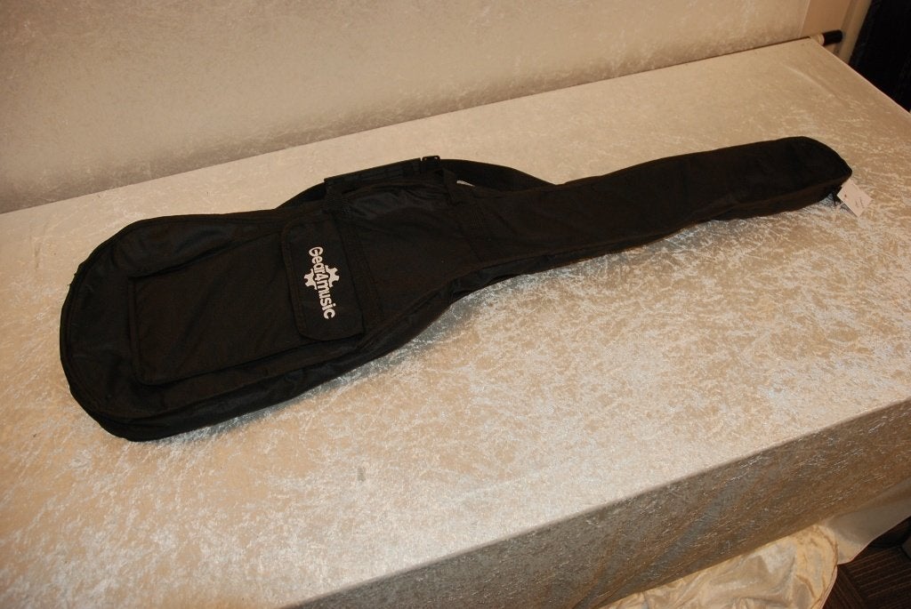 Gear4Music Fretsloze passieve basgitaar met tas BG-CHgfl-NT, Muziek en Instrumenten, Gebruikt, ., Gear4Music, .