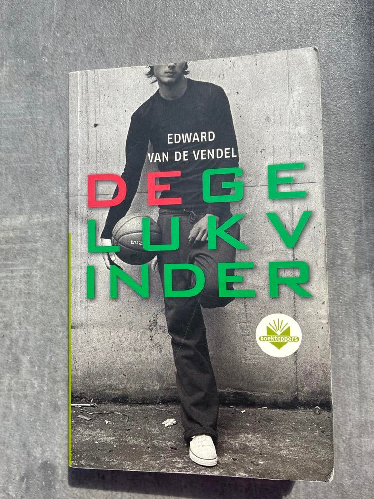 De Gelukvinder - Edward van de Vendel (Boektoppers), Ophalen of Verzenden, Zo goed als nieuw
