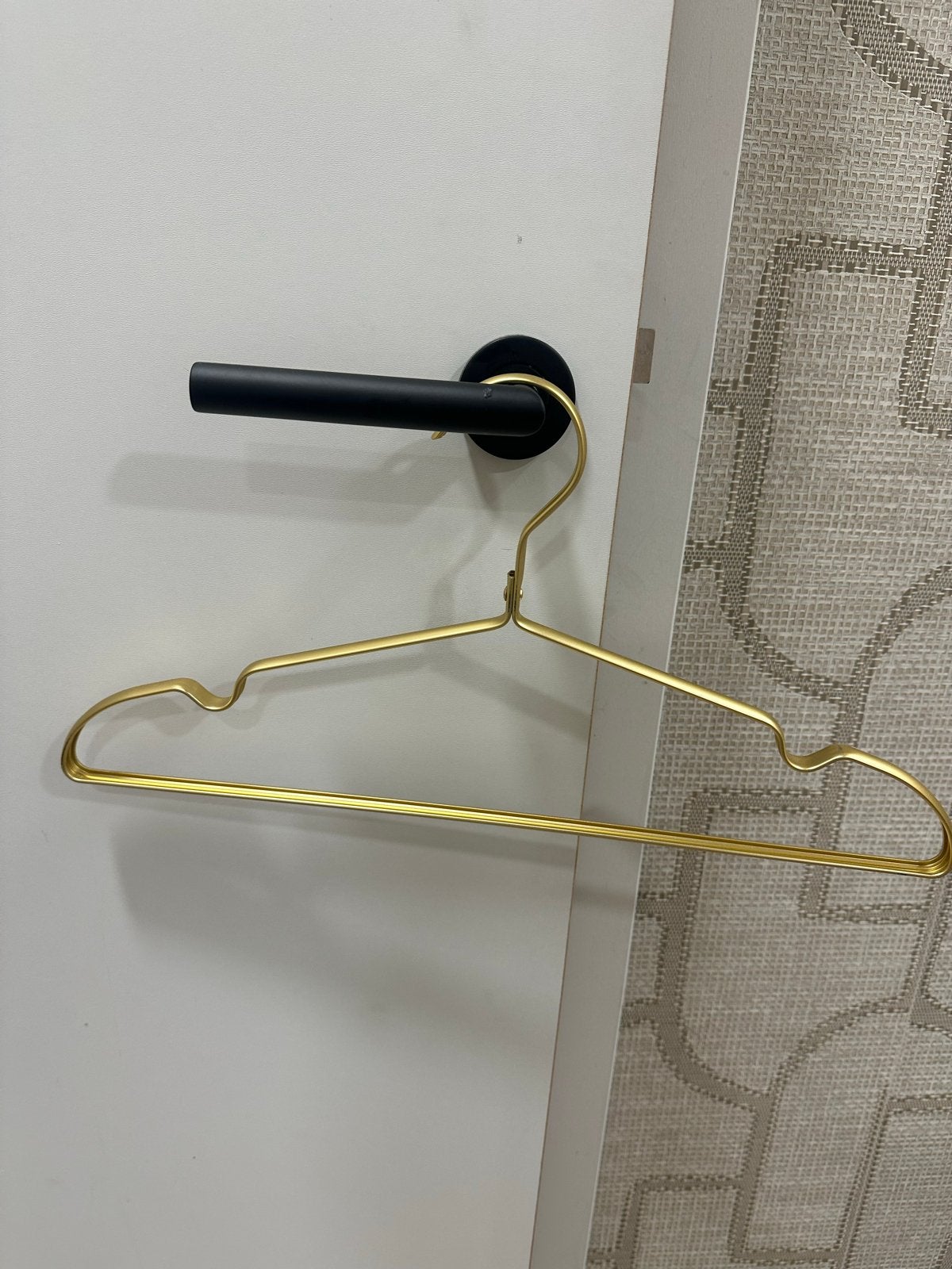 18 Gouden Kledinghangers - Zo goed als nieuw, Ophalen of Verzenden, Zo goed als nieuw, Metaal, Volwassenen
