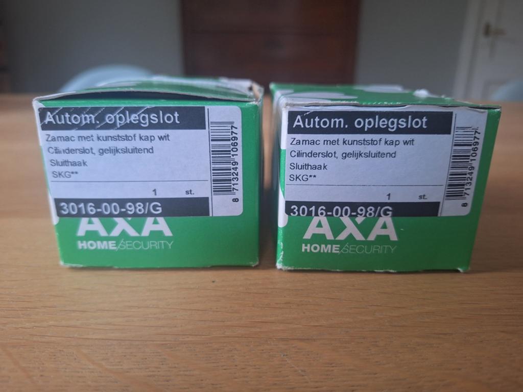 2x Automatisch oplegslot AXA 3016-00-98/G ongebruikt, Ophalen