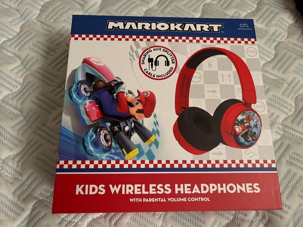 Mario Kart Kids Bluetooth Koptelefoon NIEUW in SEAL, Audio, Tv en Foto, Draadloos, Nieuw, Over-ear, Rood