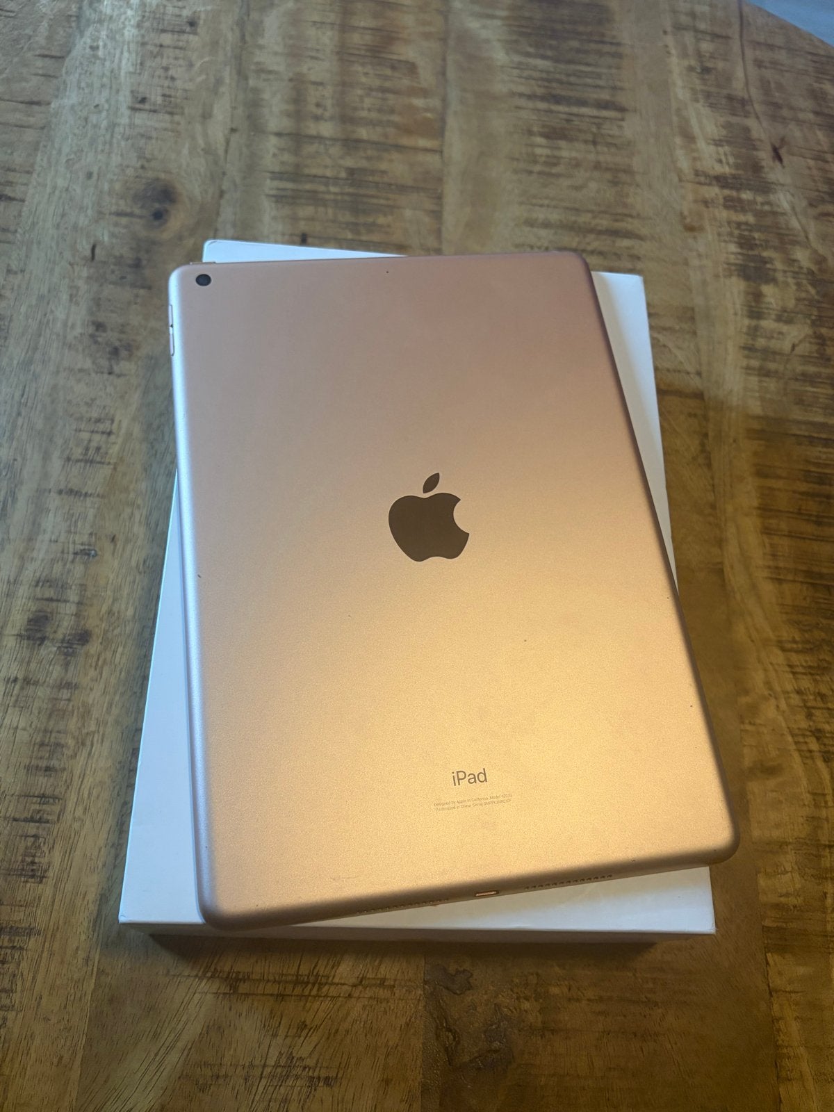 Apple iPad (8e generatie) 32GB Wi-Fi Rose Gold, Gebruikt, 32 GB, Apple iPad, Ophalen