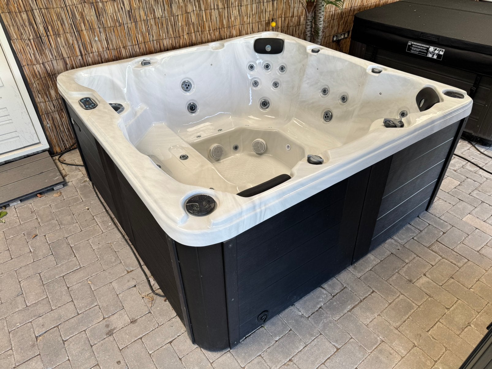 Jacuzzi gebruikt Alphine Spa 6-pers Balboa USA incl cover, Info@vdkspas.nl, 4011GM, Ophalen of Verzenden, Zo goed als nieuw