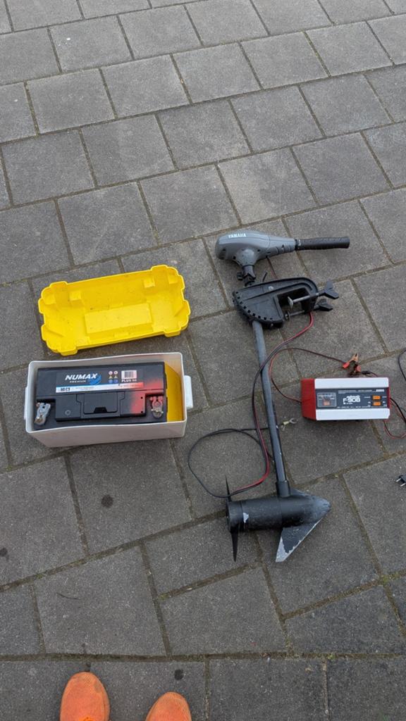 Fluistert buitenboordmotor, fluistermotor, Yamaha, Ophalen