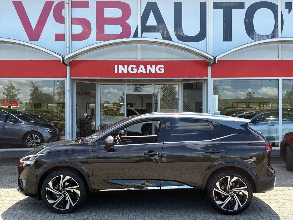 Nissan QASHQAI 1.3 MHEV TEKNA PLUS 158PK AUT. LEER PANO CAME, Auto's, Automaat, Gebruikt, Huisgarantie, Met garantie (alle)