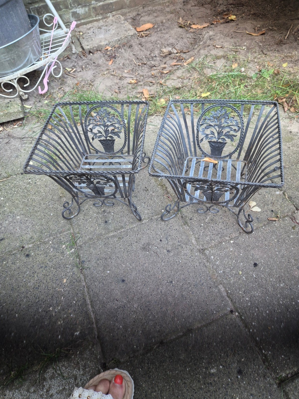 plantenbakken vanmetaal 15 euro, Ophalen