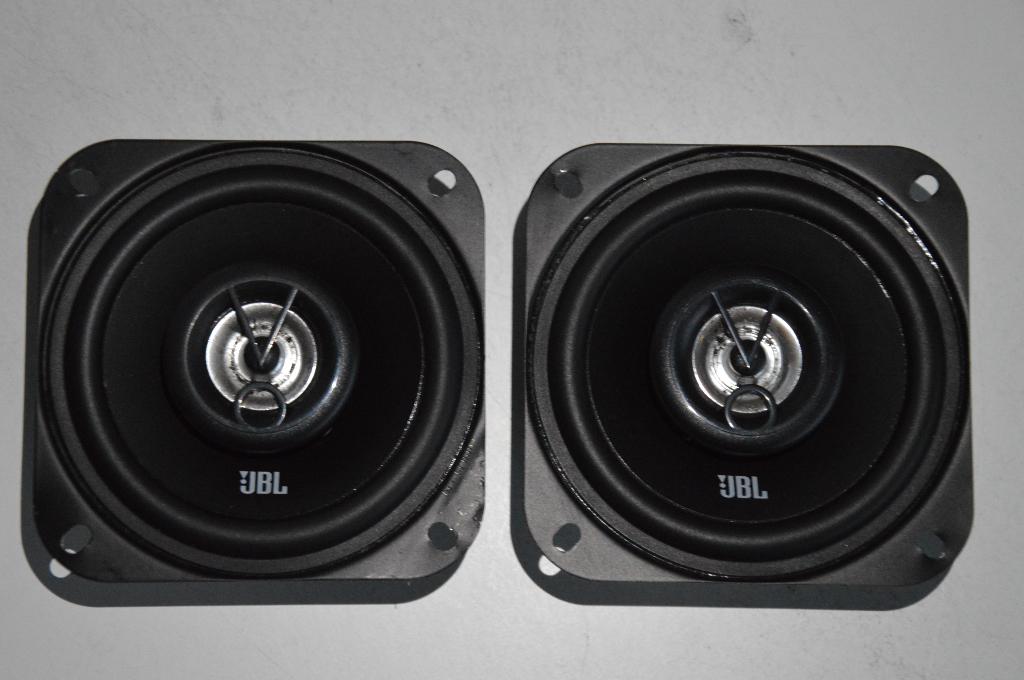 JBL  125, Auto diversen, Autospeakers, Ophalen of Verzenden, Zo goed als nieuw
