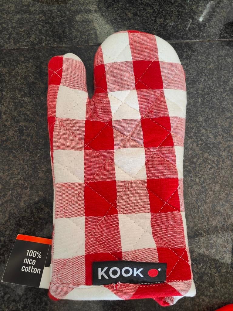 Ovenwant en pannenlap, rood/wit geruit en rood, Huis en Inrichting, Ophalen of Verzenden