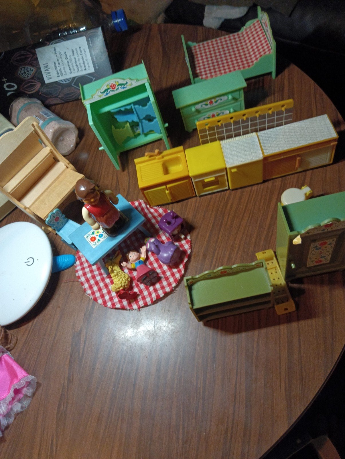 Vintage poppenhuis meubels en figuren - Heidi, Sesamstraat, Ophalen of Verzenden, Gebruikt, Jongen of Meisje