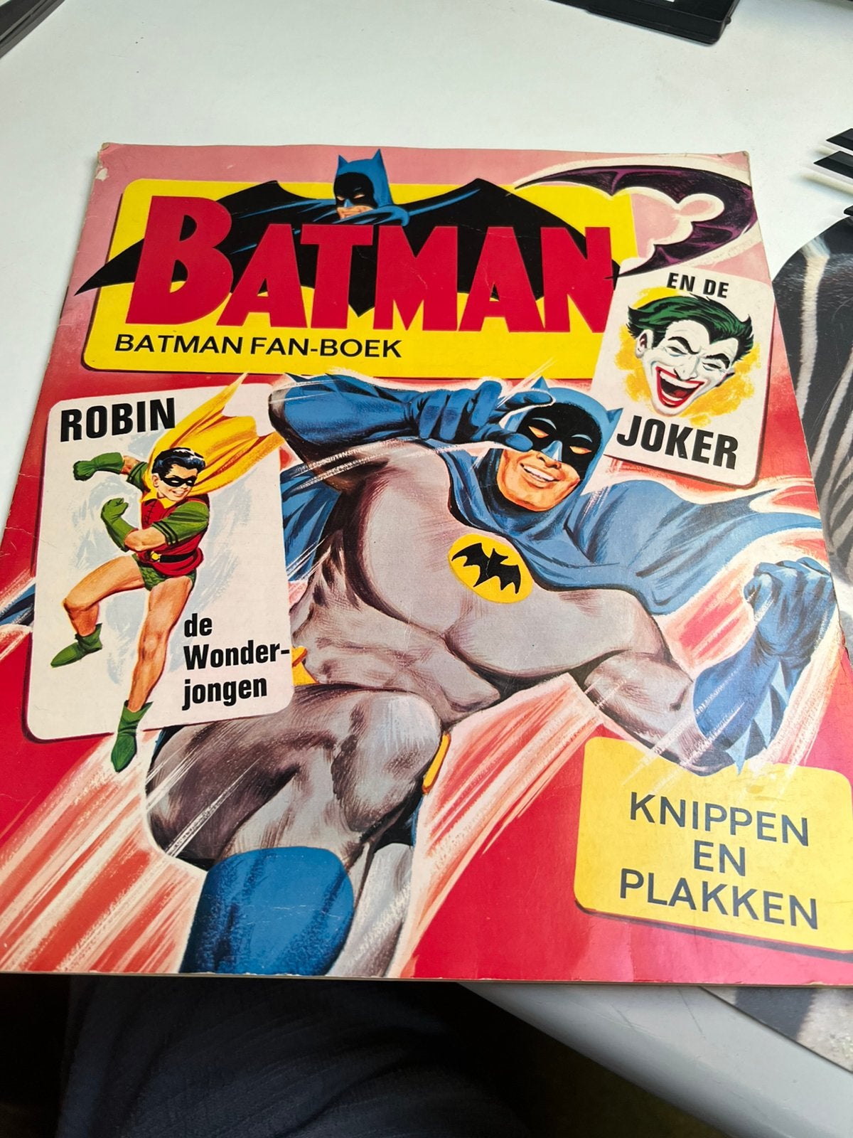 Batman fan boek jaren 60 compleet, Eén comic, Ophalen of Verzenden, Zo goed als nieuw, Europa