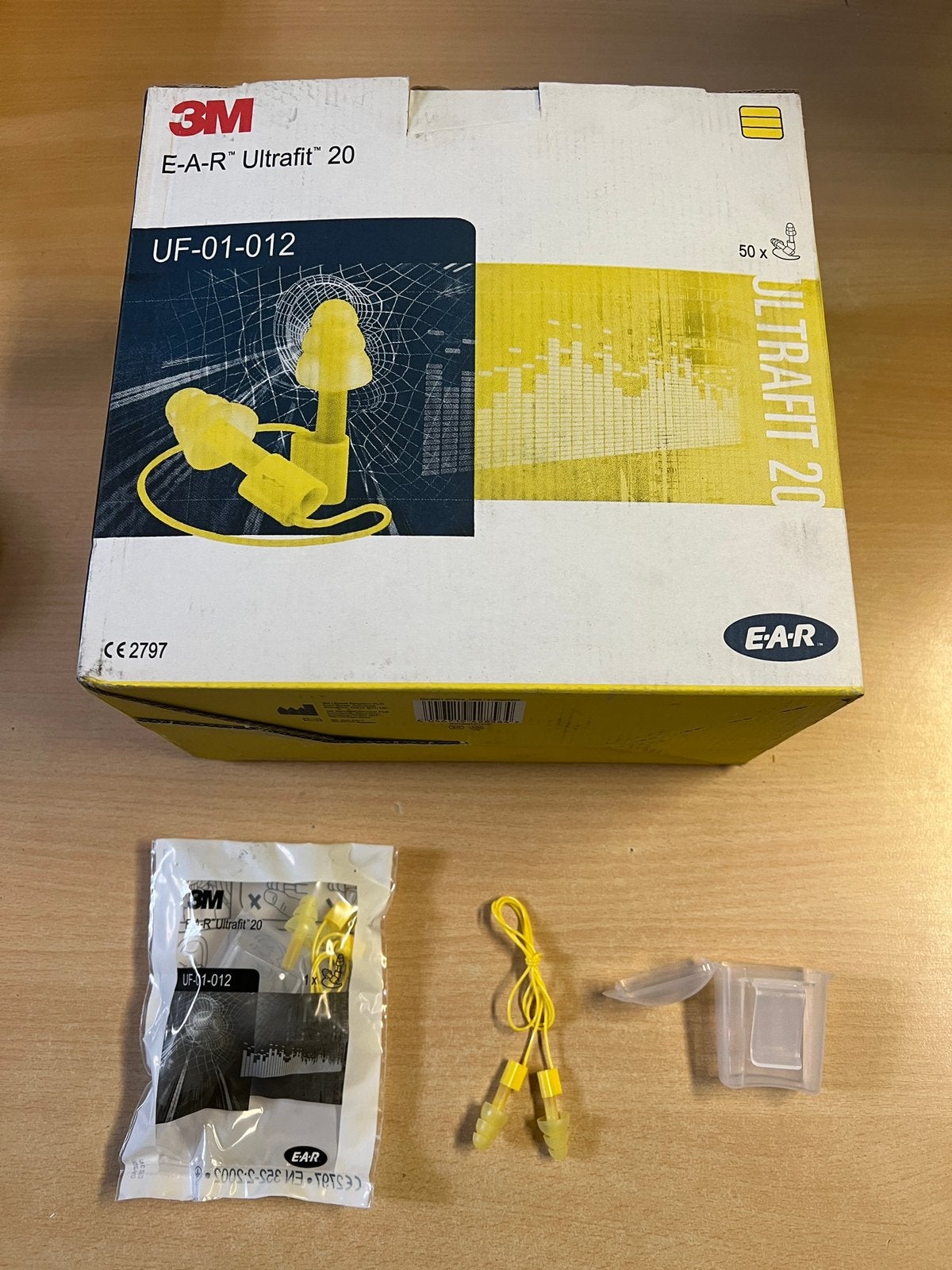 3M E·A·R Ultrafit oordoppen met koord en bewaardoosje ++++, Ophalen of Verzenden, Nieuw
