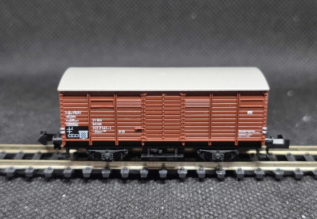 Minitrix 3253 - gedekte goederenwagen G10 (15627), Hobby en Vrije tijd, Gebruikt, Gelijkstroom, Trix, Wagon