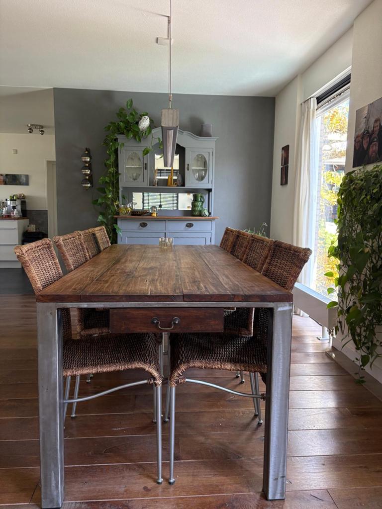 8 eetkamer stoelen, Ophalen, Gebruikt, Metaal, Grijs