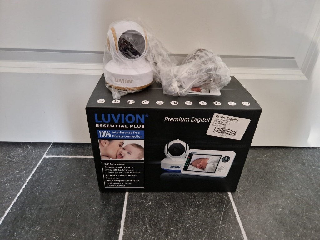 Luvion Essential Plus Babyfoon + Extra Camera | Compleet, Ophalen, Zo goed als nieuw, 250 meter of meer, Camera