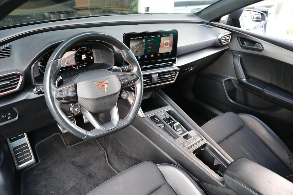 CUPRA Leon Sportstourer 1.4 e-Hybrid VZ 245PK SportStuur Nav, 77 km/l, Zwart, 4 cilinders, Leon