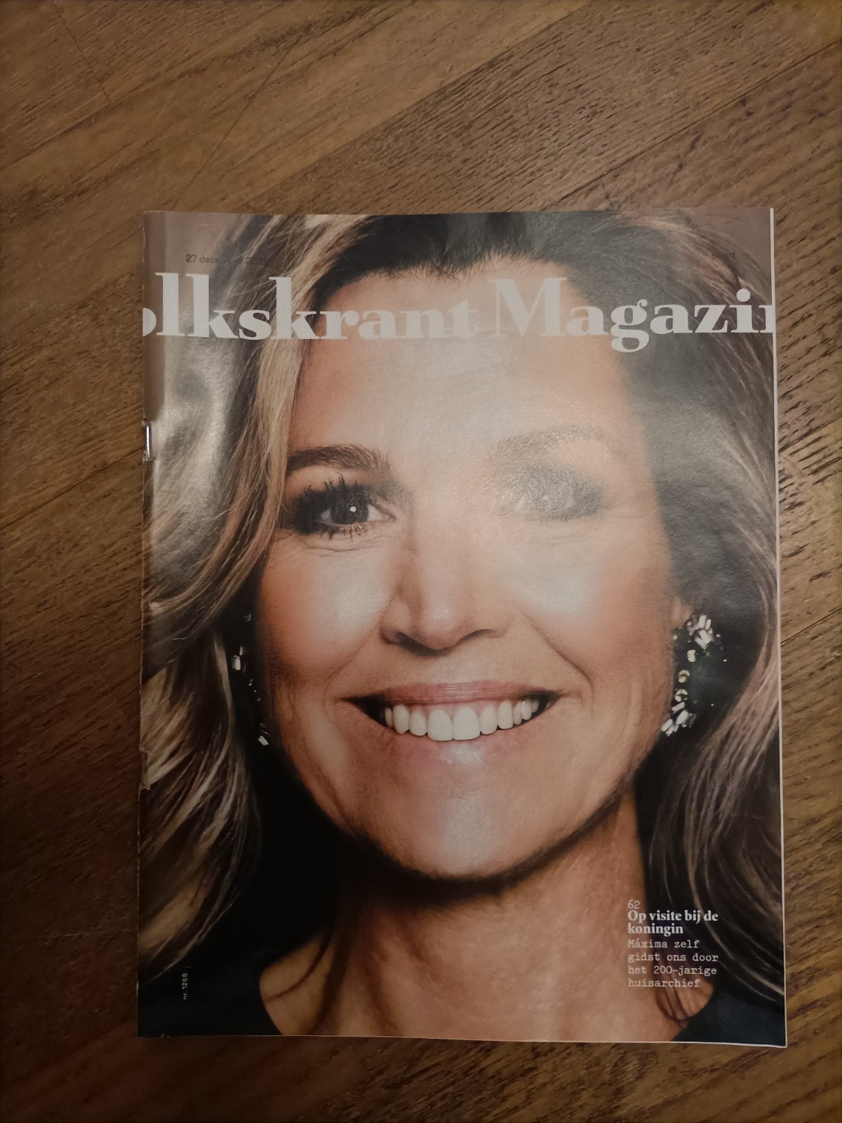 Volkskrant Magazine met Koningin Máxima, Boeken, Tijdschriften en Kranten, Ophalen of Verzenden, Gelezen, Krant