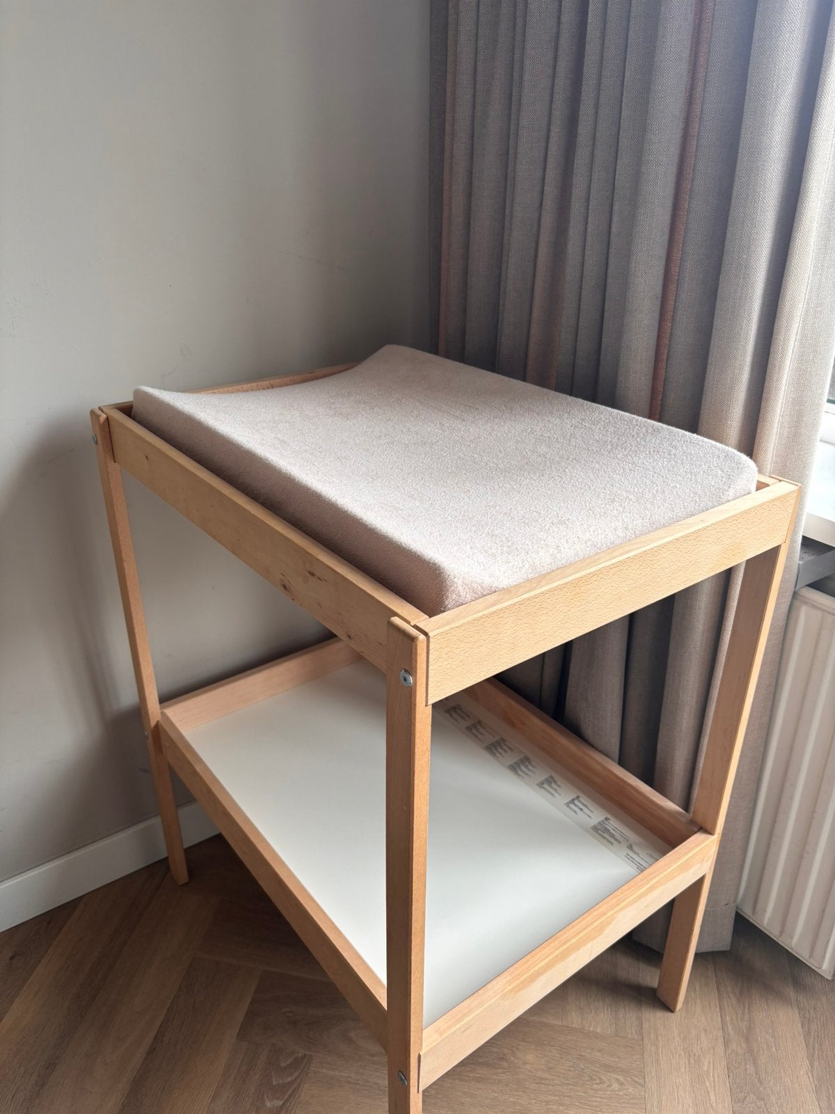 Commode van ikea inclusief aankleedkussen, Ophalen, 50 tot 70 cm, 90 tot 105 cm, 100 cm of meer