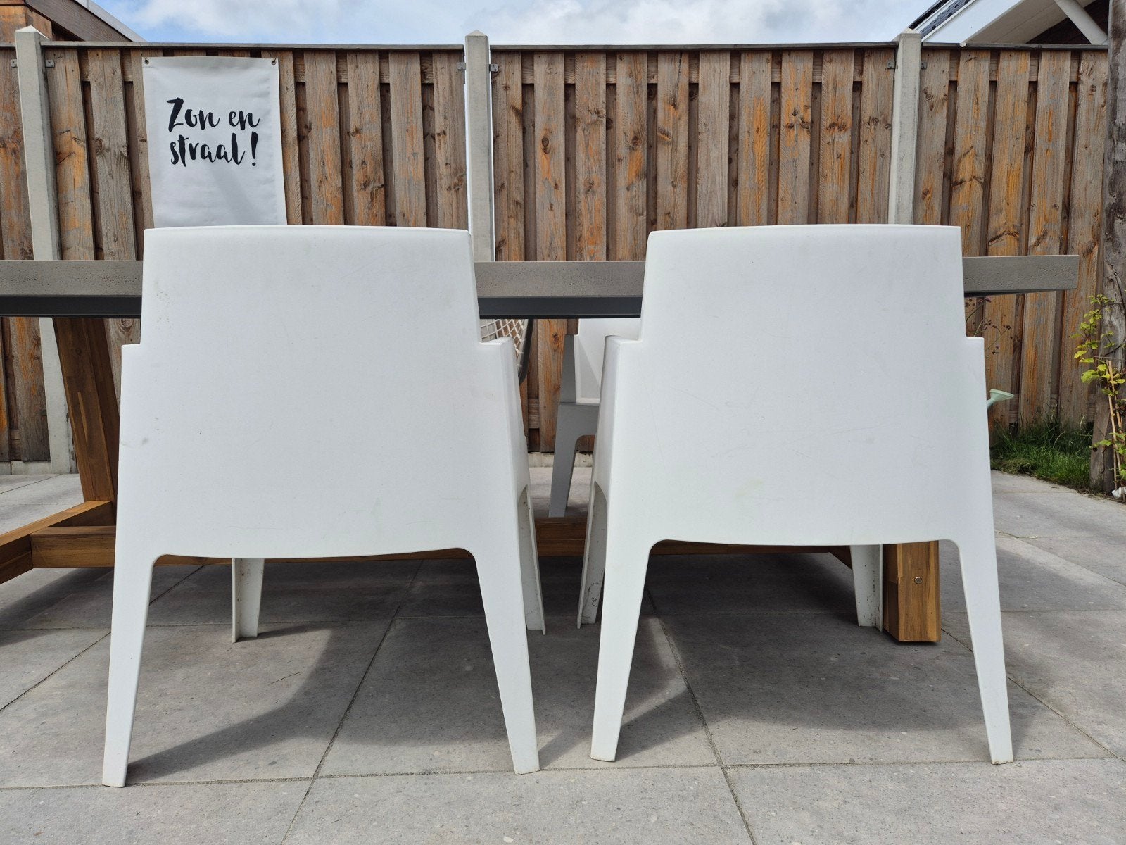 Witte kunststof tuinstoelen 3 stuks, Ophalen, Gebruikt, Kunststof, Stapelbaar
