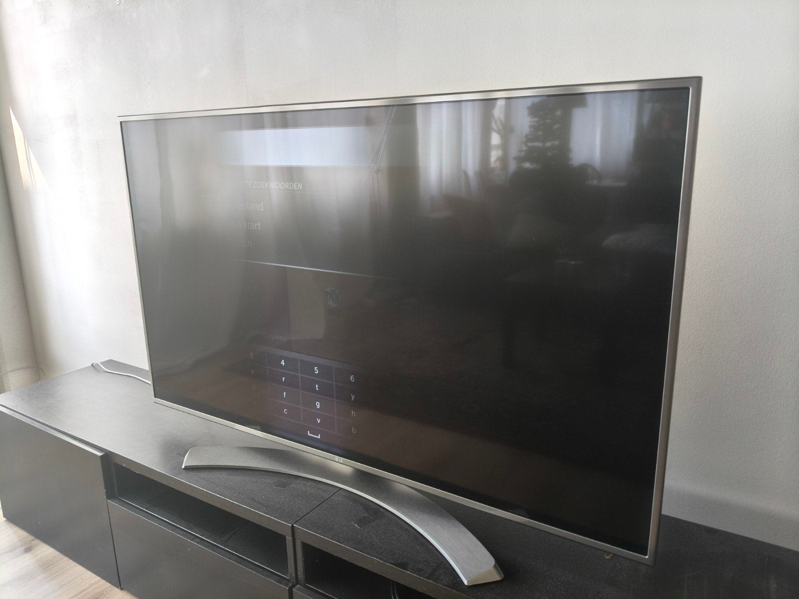 LG 55 inch Smart TV (Defecte achtergrondverliching), Audio, Tv en Foto, Televisies, Ophalen, 100 cm of meer, 50 Hz, LG