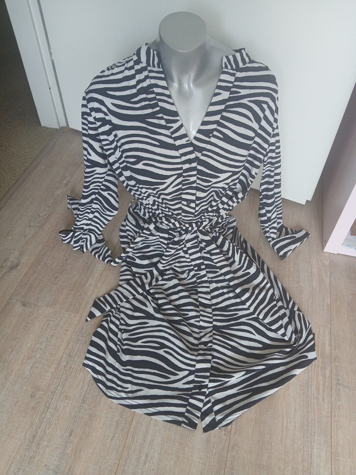 Nieuwe Studio Anneloes Zebra Print Jurk -  L, Studio Anneloes, Zwart, Maat 42/44 (L), Nieuw
