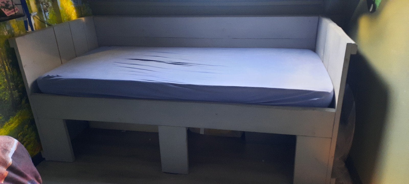 Stevig steigerhouten bed met lattenbodem en matras, Ophalen, Eenpersoons