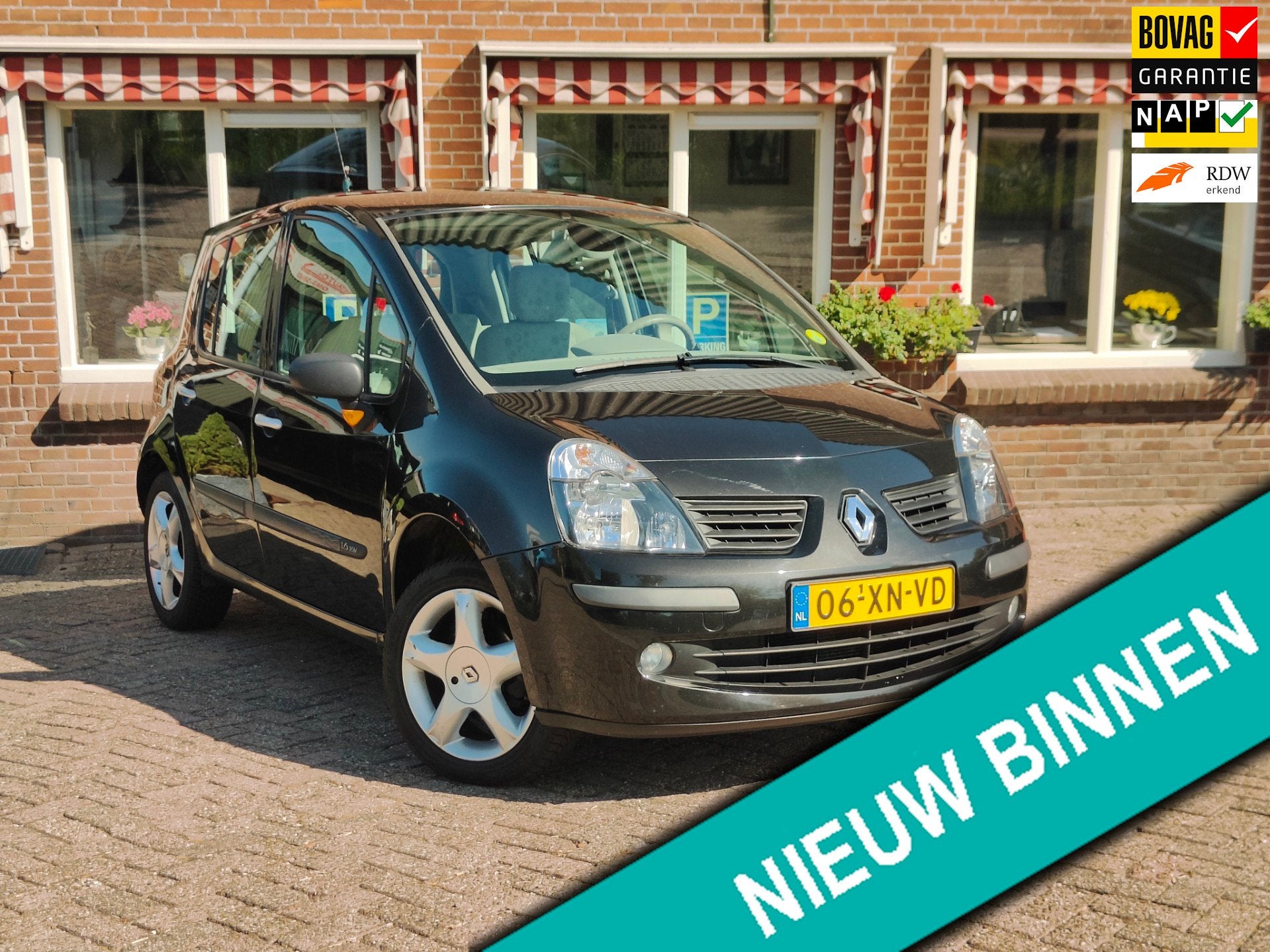 Renault Modus 1.6-16V Privilège Aut. Airco Cruise LMV - RIJ, Auto's, Stof, Gebruikt, Met garantie (alle), Zwart