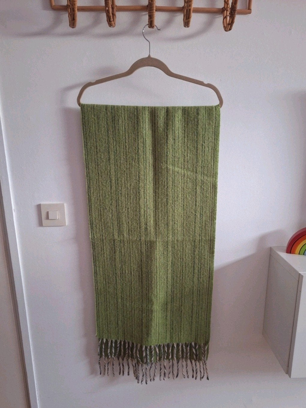 Echte wollen sjaal groen, handgeweven, Kleding | Dames, Mutsen, Sjaals en Handschoenen, Maat 42/44 (L), Ophalen of Verzenden, Sjaal