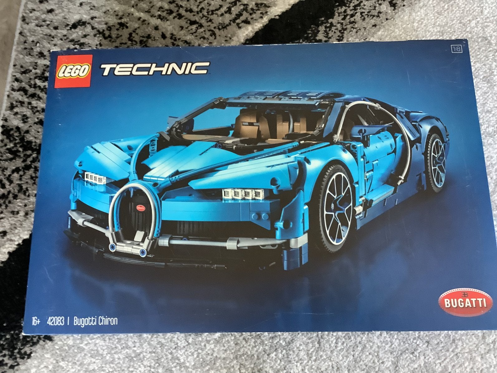 Lego technic  Bugatti chiron zie foto’s, Ophalen, Zo goed als nieuw