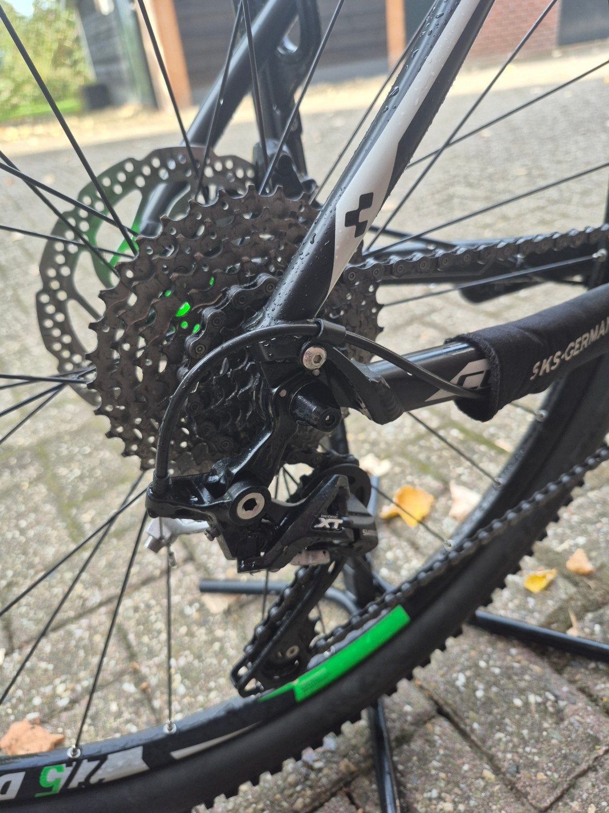 Foto 8 van Cube Ltd 27,5 inch mountainbike