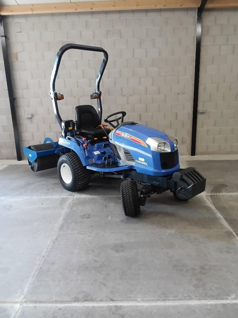 Iseki Txg237, Tuin en Terras, Ophalen, Gebruikt, Elektrische starter, 120 cm of meer