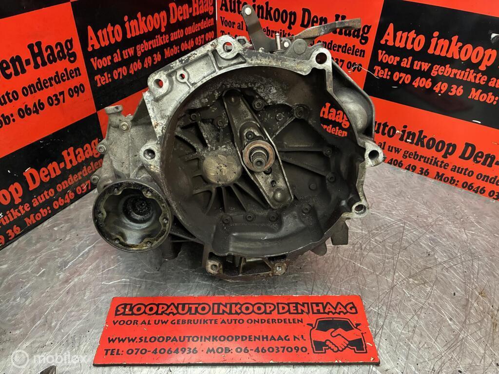 VW Golf A3 ('03-'08) 1.6 FSI Versnellingsbak HBM GVV | 6-BAK, Gebruikt, Volkswagen, Ophalen of Verzenden, Volkswagen