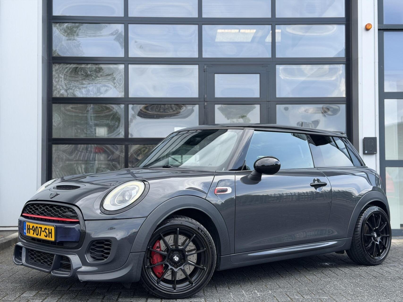Mini Mini 2.0 John Cooper Works 231PK+ JCW / H&K / LED / LU, Auto's, Voorwielaandrijving, 1998 cc, Gebruikt, Euro 6