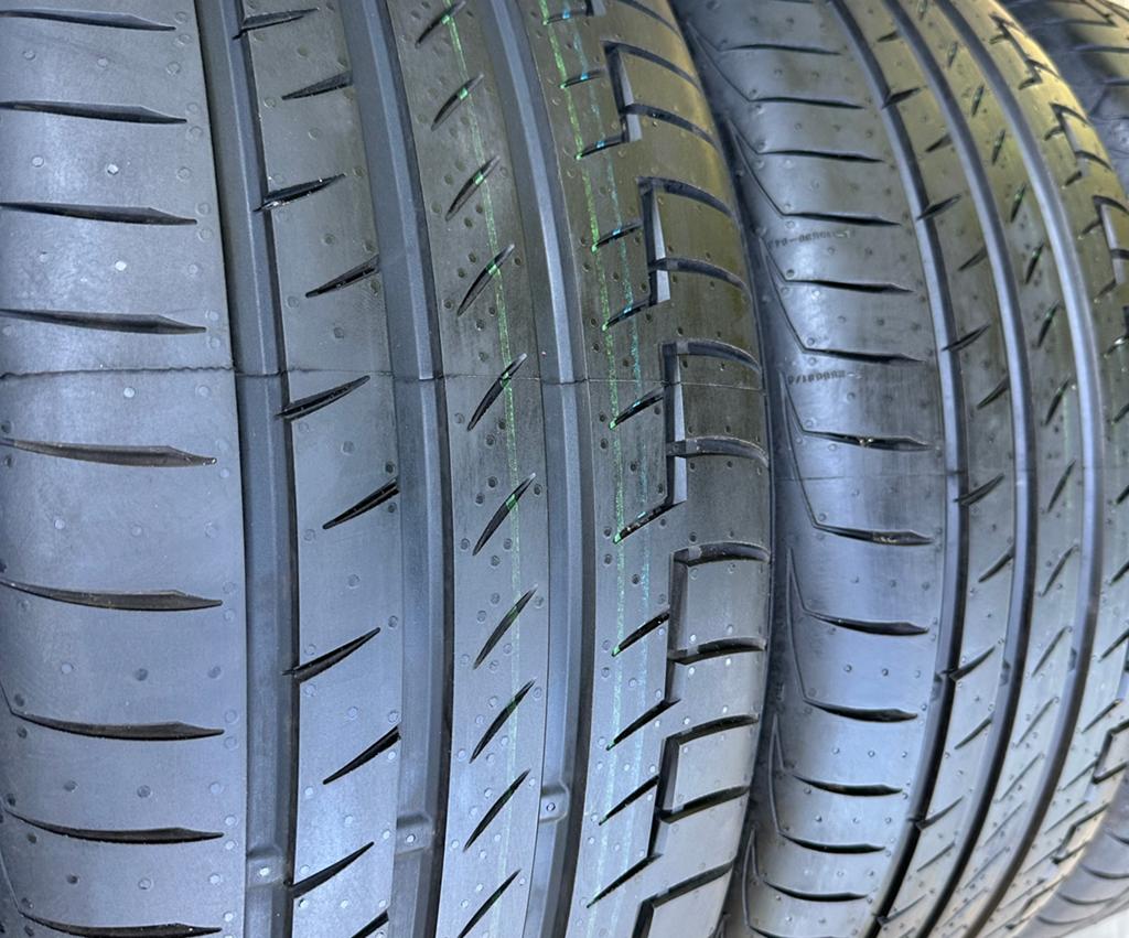 4 Stuks Continental 245 45 20 Zomerbanden Inclusief Montage, 245/45 R20 103V XL, 245 mm, Ophalen of Verzenden, Band(en)