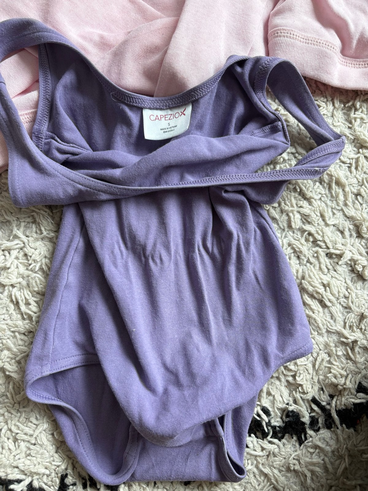 Danspakje maat S met twee roze truitjes maat 7-8 en 8-9, Ophalen, Gebruikt, Kleding
