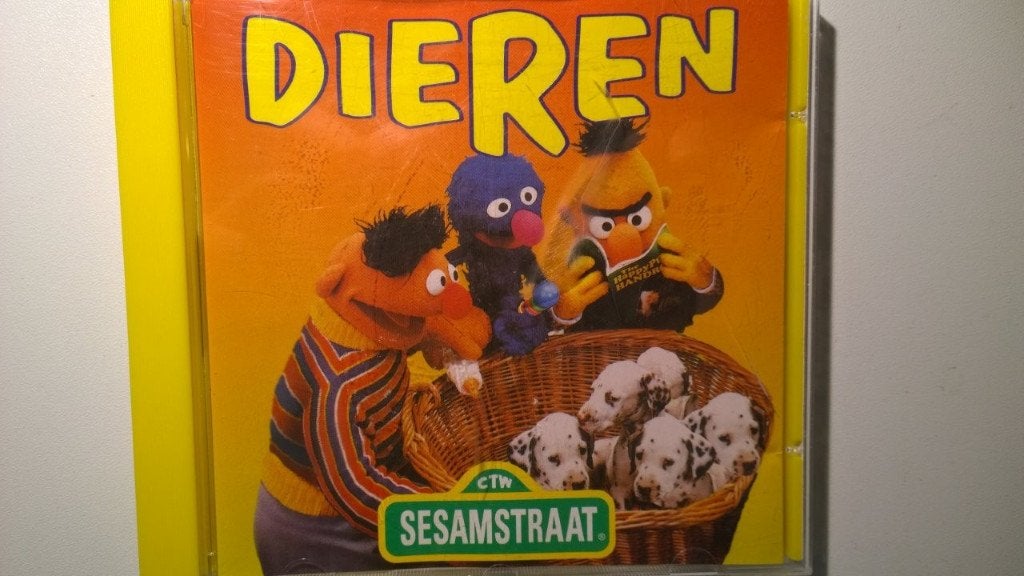Sesamstraat - Dieren, Ophalen of Verzenden, Zo goed als nieuw, 3 tot 5 jaar, Muziek