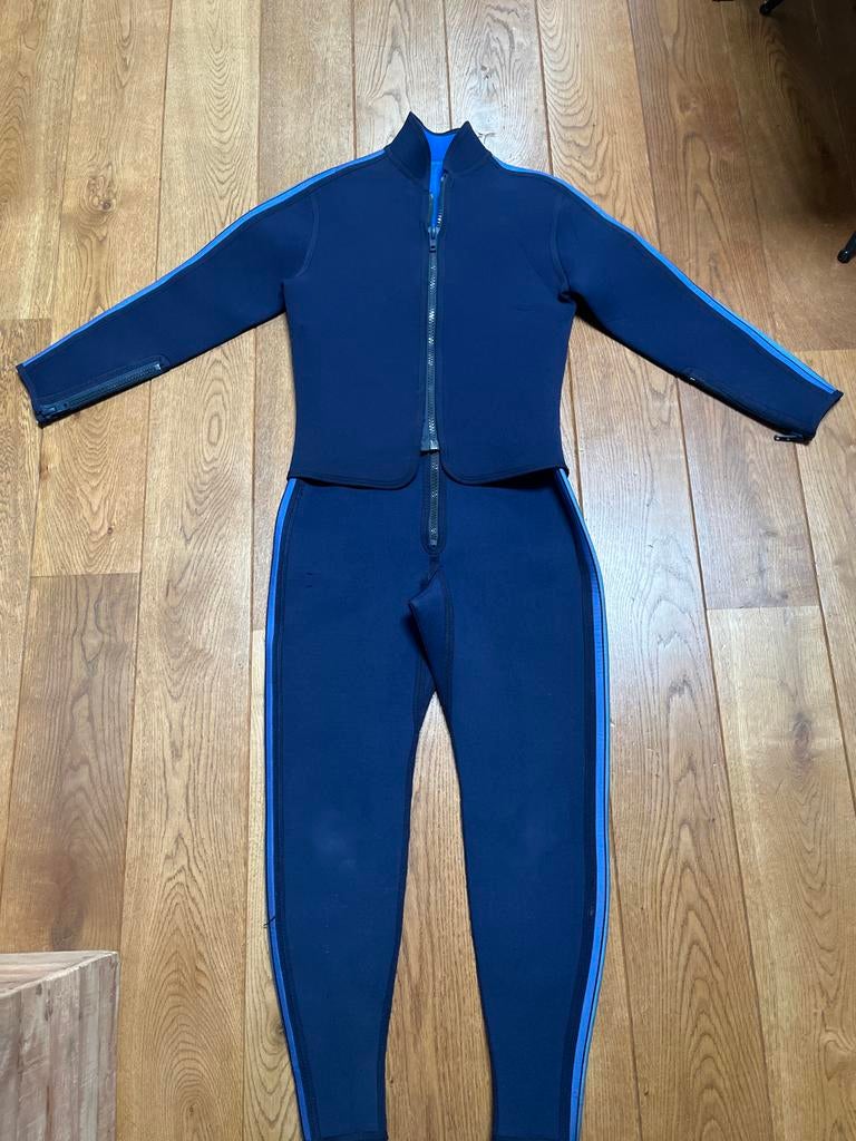 Wetsuit 2-delig, dikke stof, maat M - voor koud water, Ophalen of Verzenden, Gebruikt, Dame of Heer, Wetsuit