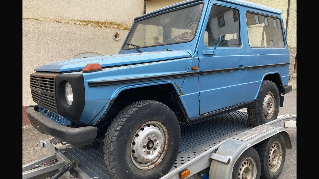Mercedes G-240 -W-460 . Klein Project!!, Auto's, Mercedes-Benz, 1800 kg, Trekhaak, Zwart, 4 cilinders