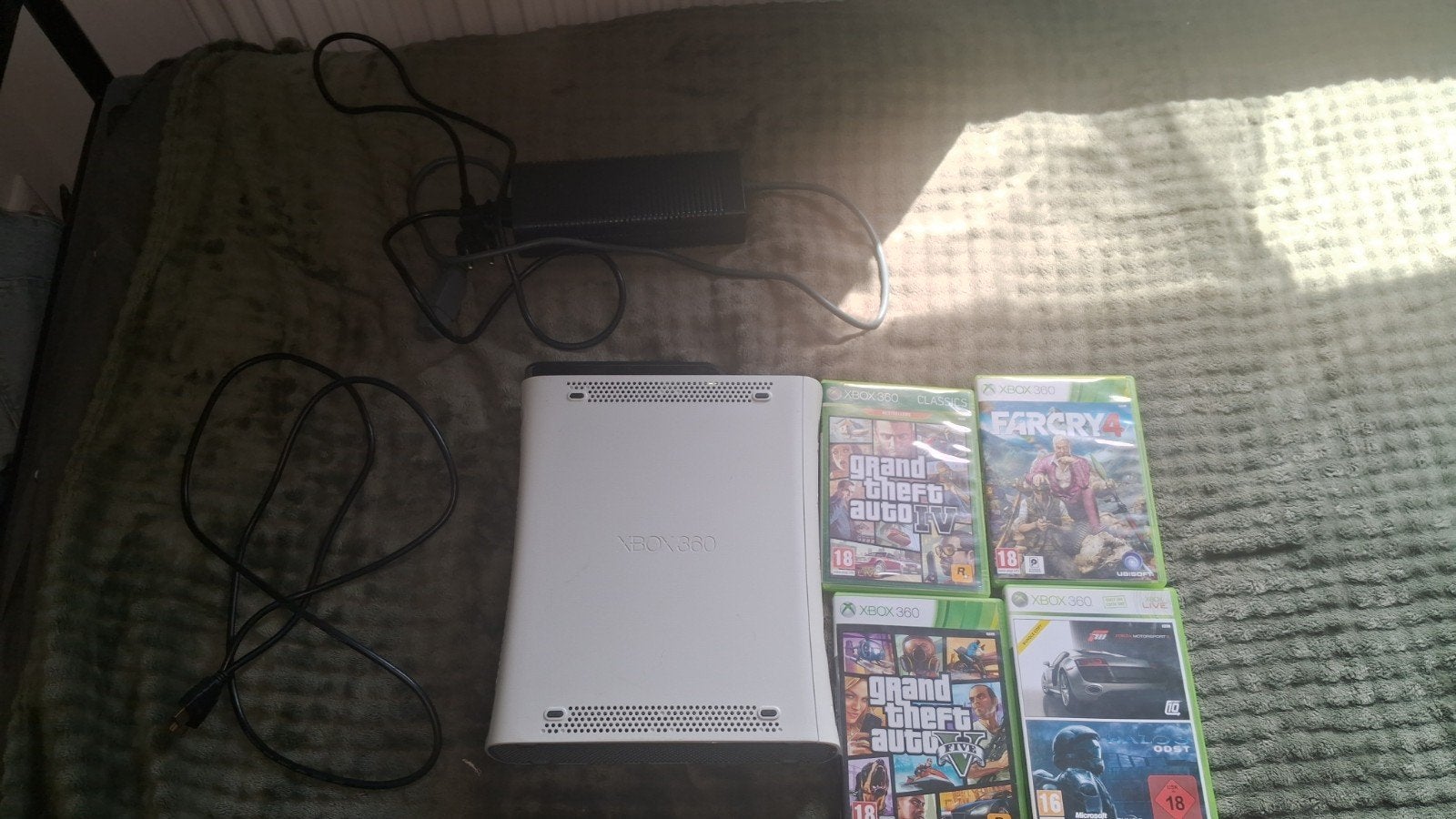Xbox 360 met 120GB HDD en 4 spellen, Ophalen of Verzenden, Gebruikt