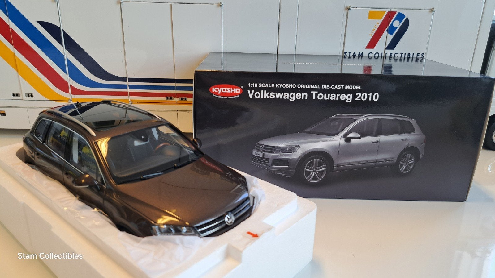 Kyosho Volkswagen Touareg TSI Graciosa Brown Mett. - 2010, Hobby en Vrije tijd, Kyosho, Auto, Ophalen of Verzenden, Zo goed als nieuw