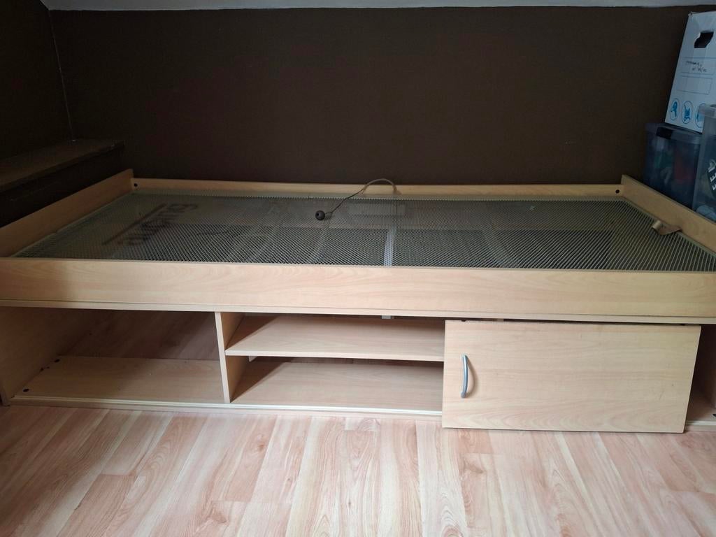 1 persoons bed gratis wegens verhuizen, Huis en Inrichting, Ophalen, Gebruikt, 90 cm, Eenpersoons