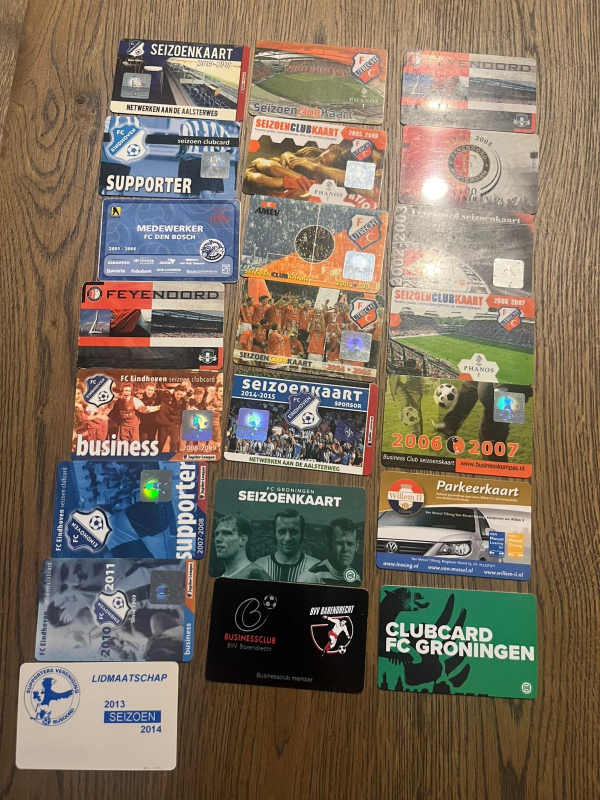 DIVERSE PASJES VOETBAL, Verzamelen, Sportartikelen en Voetbal, Ophalen of Verzenden, Zo goed als nieuw, Overige binnenlandse clubs