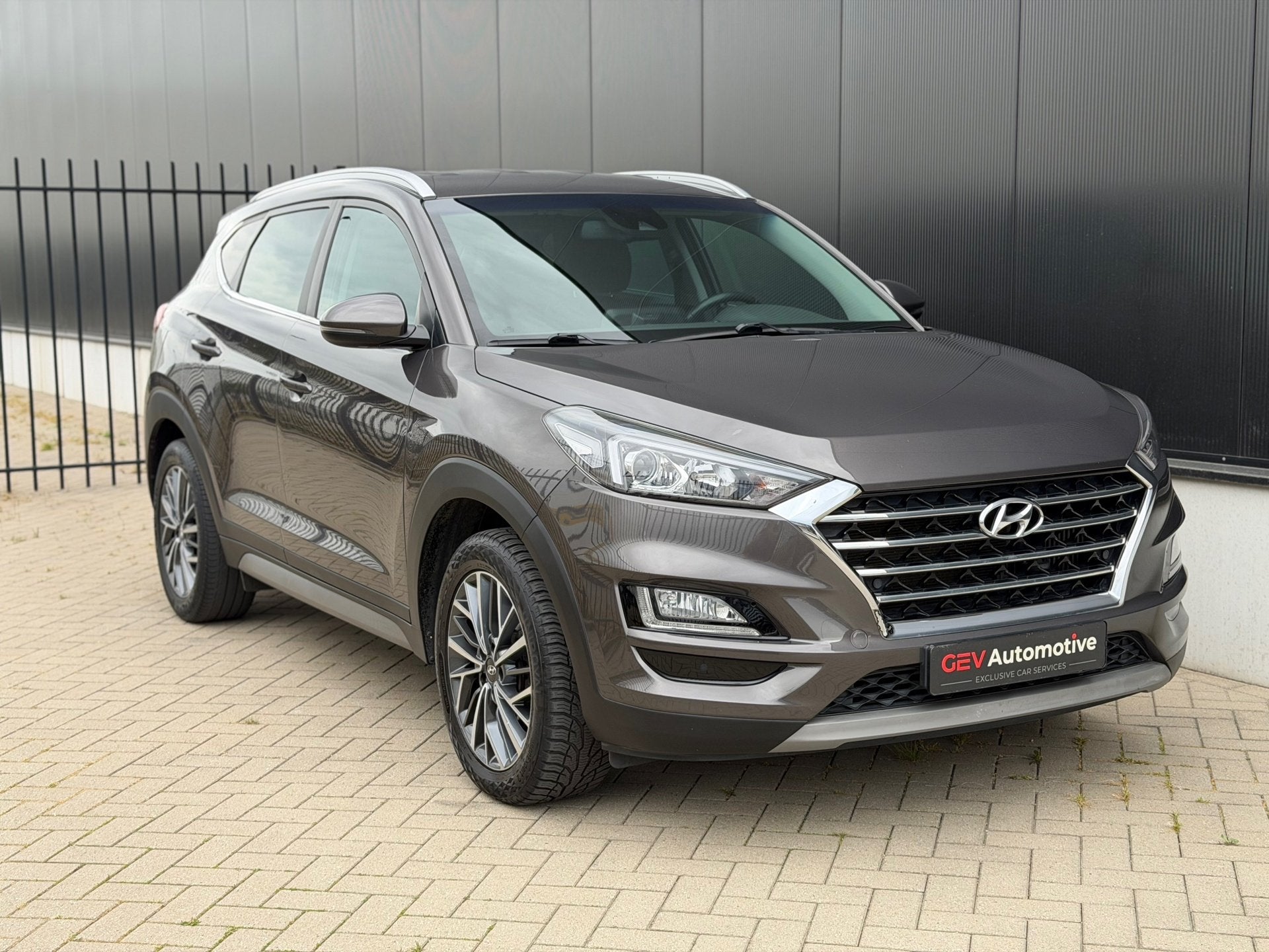 Hyundai Tucson 1.6 T-GDI Automaat Cruise Camera Krell Trekha, Dealer onderhouden, Gebruikt, 4 cilinders, Bruin