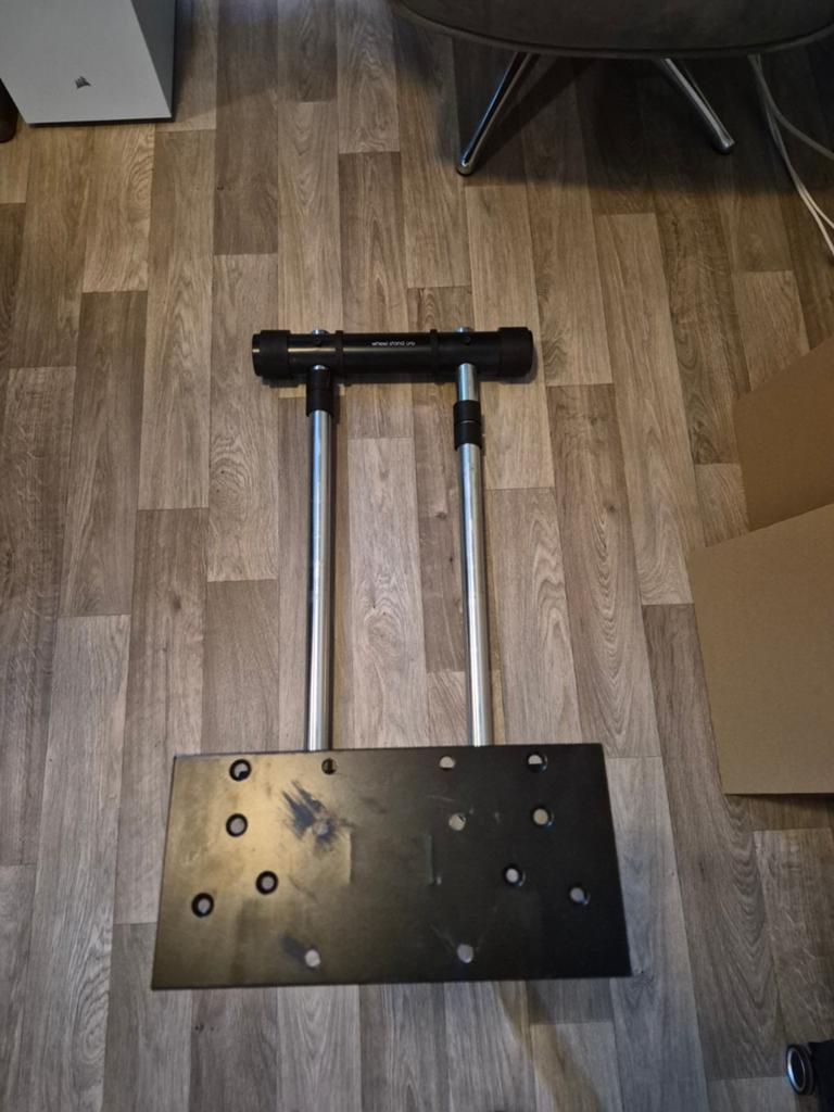 Stand voor wheel, Ophalen, Zo goed als nieuw