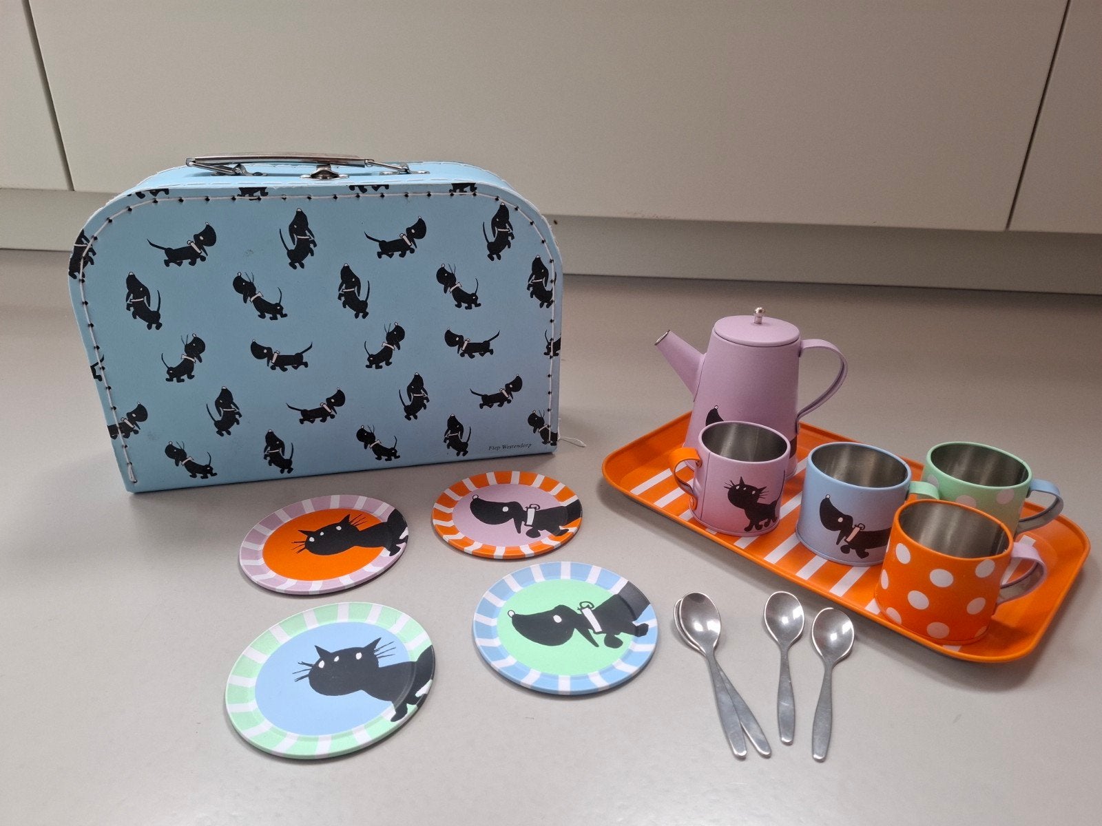 Takkie en Siepie speelgoed theeservies koffertje - hema, Ophalen of Verzenden, Gebruikt, Kunststof